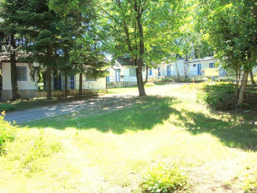 Комплекс Белите Къщи Shtarkelovo Gnezdo Esterno foto