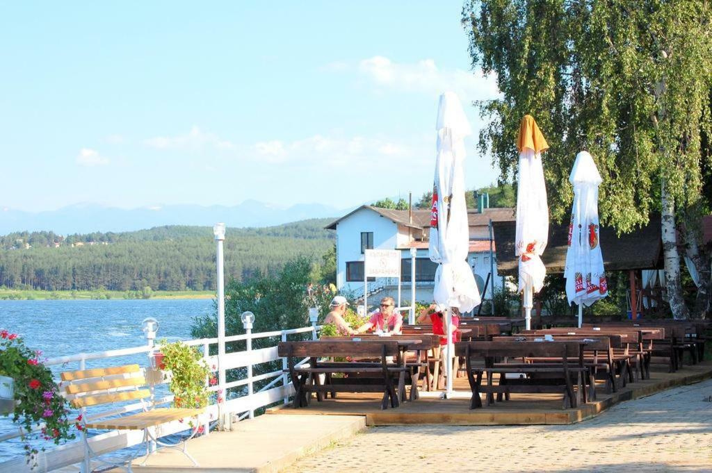 Комплекс Белите Къщи Shtarkelovo Gnezdo Esterno foto